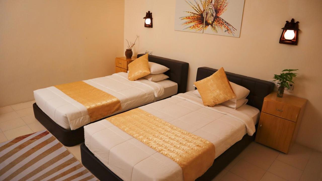 Equatorial Divers Lodge Addu City Екстериор снимка